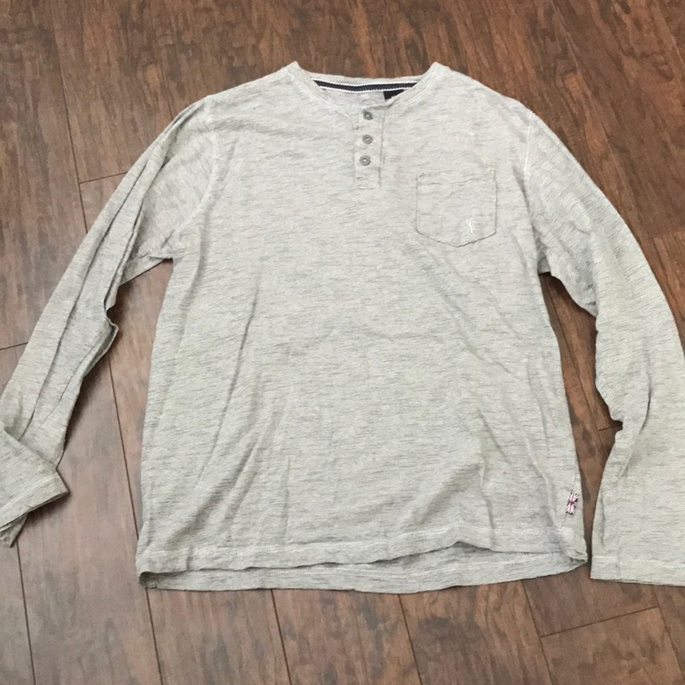 Men’s medium long sleeve shirt